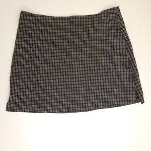 Sassy black and grey plaid mini skirt size 6